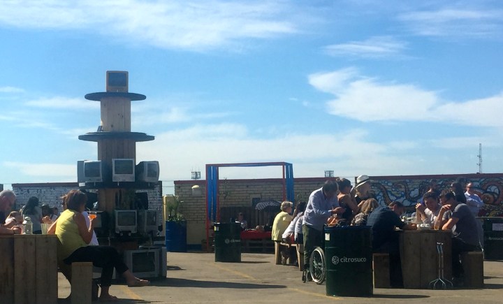 The little tower of TVs plays homage to the surrounding Broadcasting House.